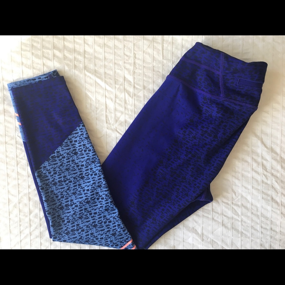 Athleta sonar 7/8 leggings size small